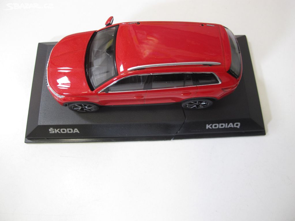 Kovový model ŠKODA KODIAQ červený- nabídka 0468