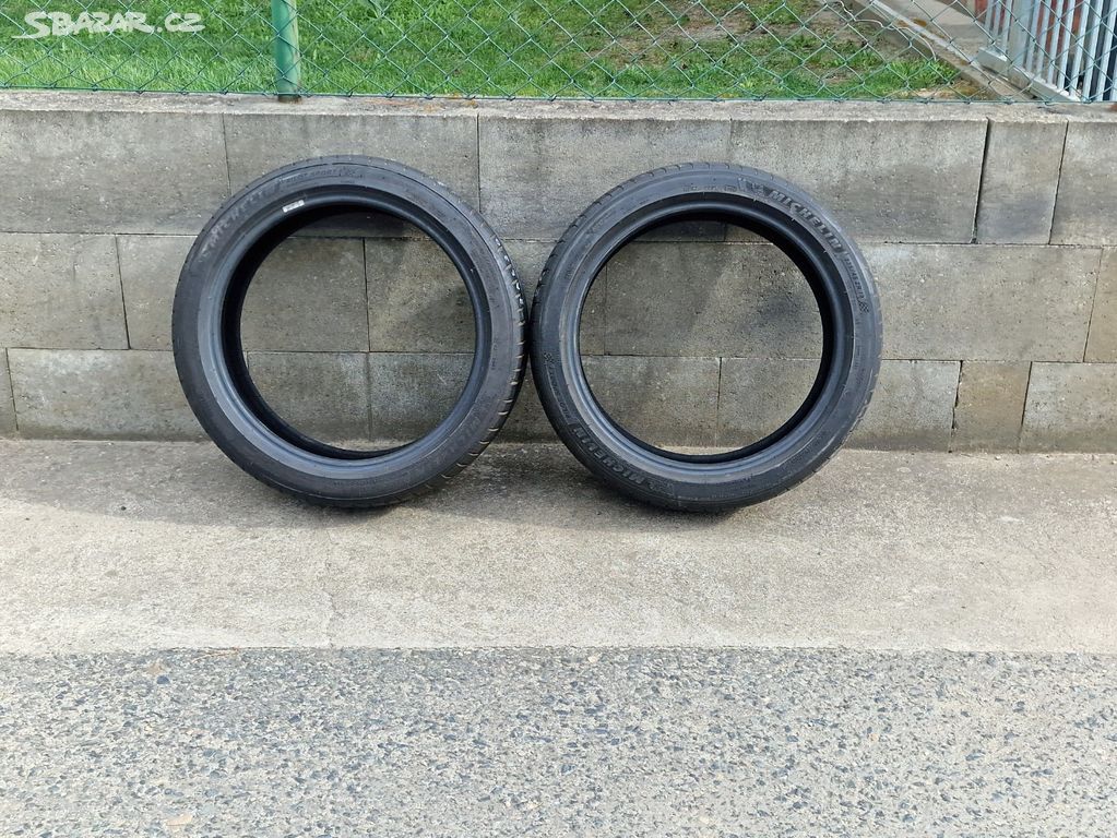 225/45/19 Letní pneu Michelin Pilot Sport 4  2020