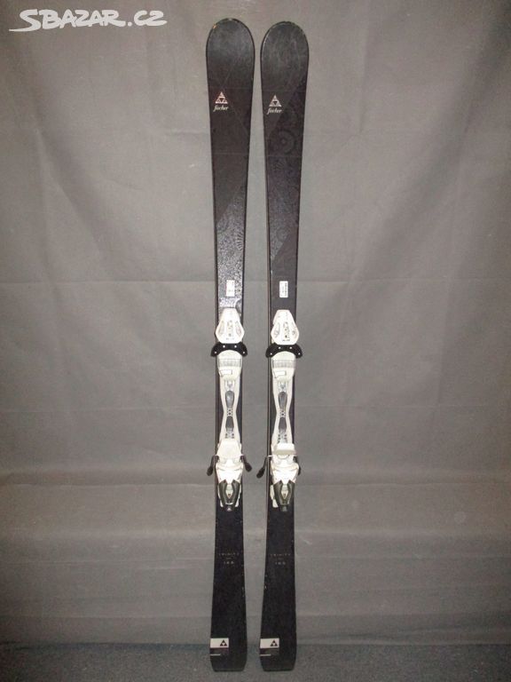 Dámské lyže FISCHER TRINITY 165cm, VÝBORNÝ STAV