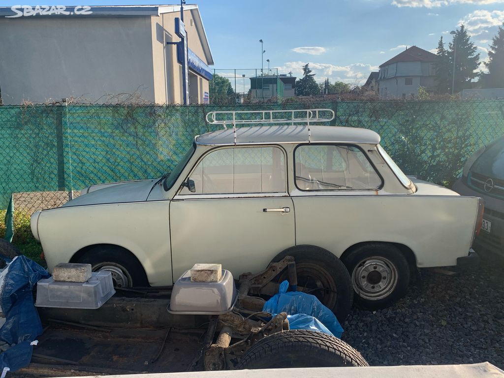 Trabant limuzina 601