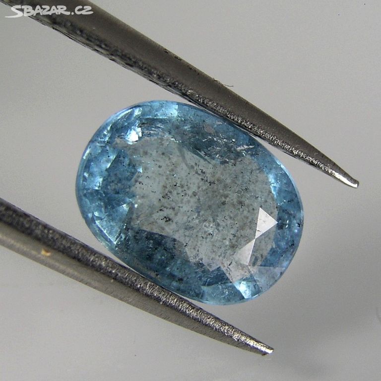 Akvamarín přírodní - Ovál kombinovaný - 1,15 ct.