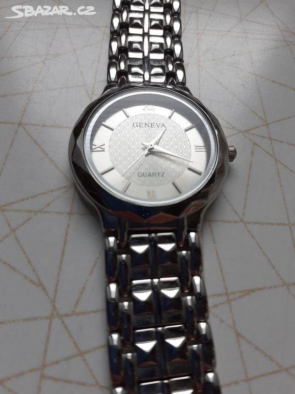 Pánské náramkové hodinky Geneva Quartz na baterii.