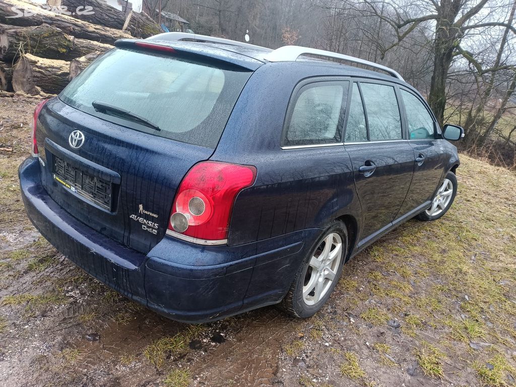 / TOYOTA AVENSIS T25 D-4D 92Kw / NÁHRADNÍ DÍLY