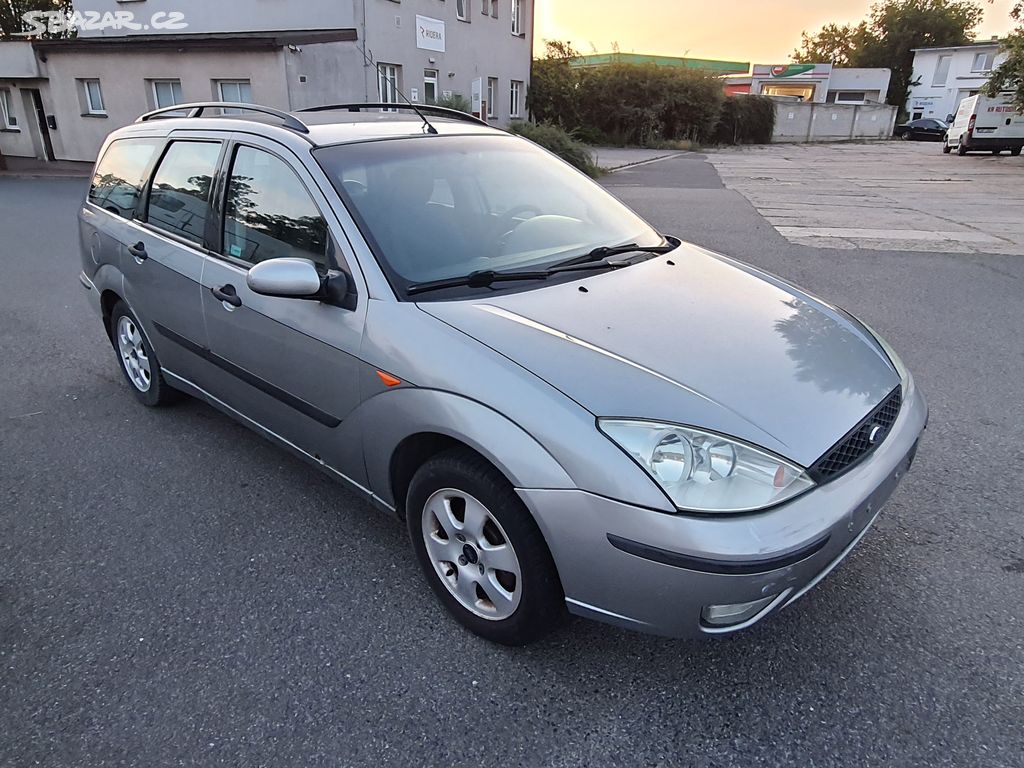 Ford Focus combi 1.6 (74kw)