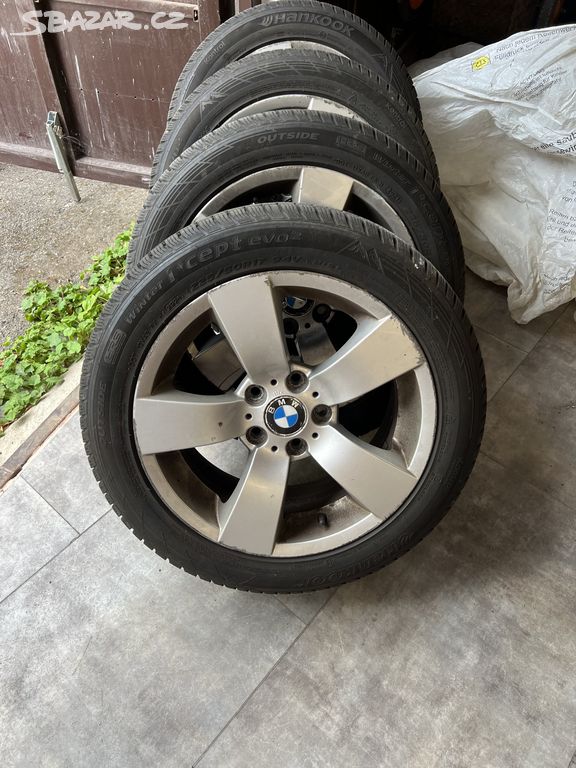 Hankook Winter icept evo 2 Runflat + alu BMW 5x120