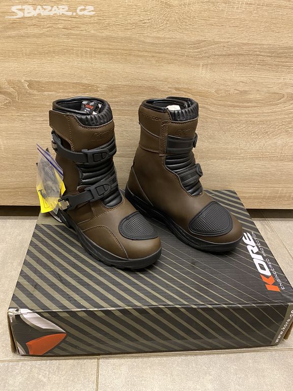 Kore adventure boots best sale
