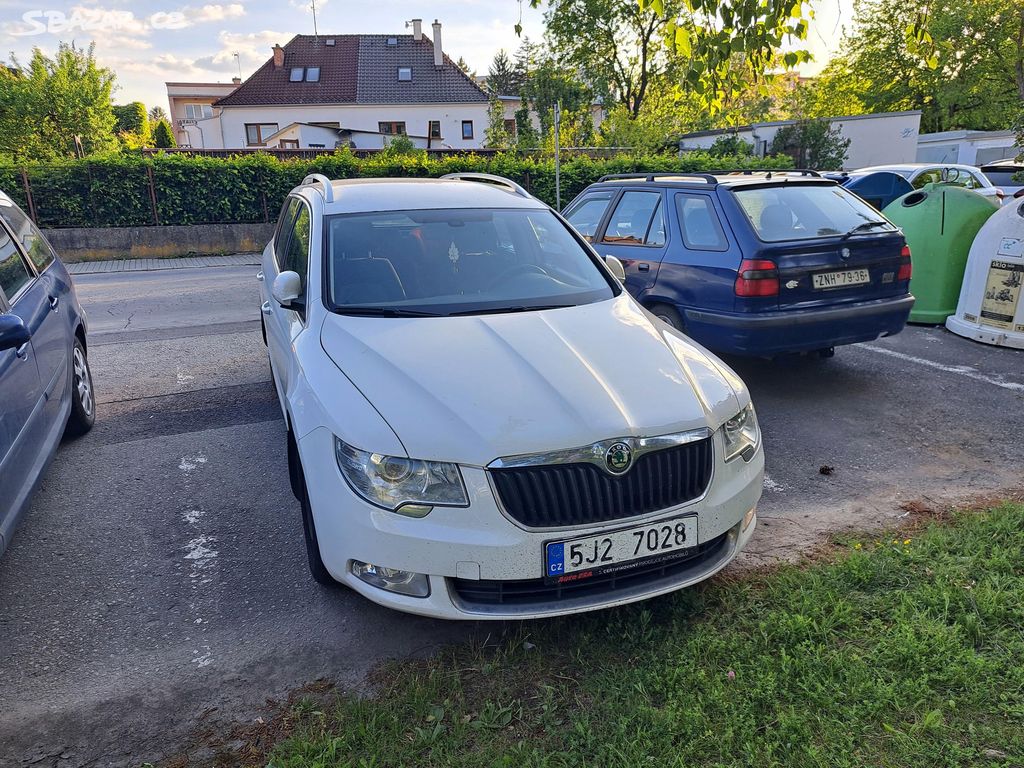 Prodej osobního automobilu - Škoda Superb
