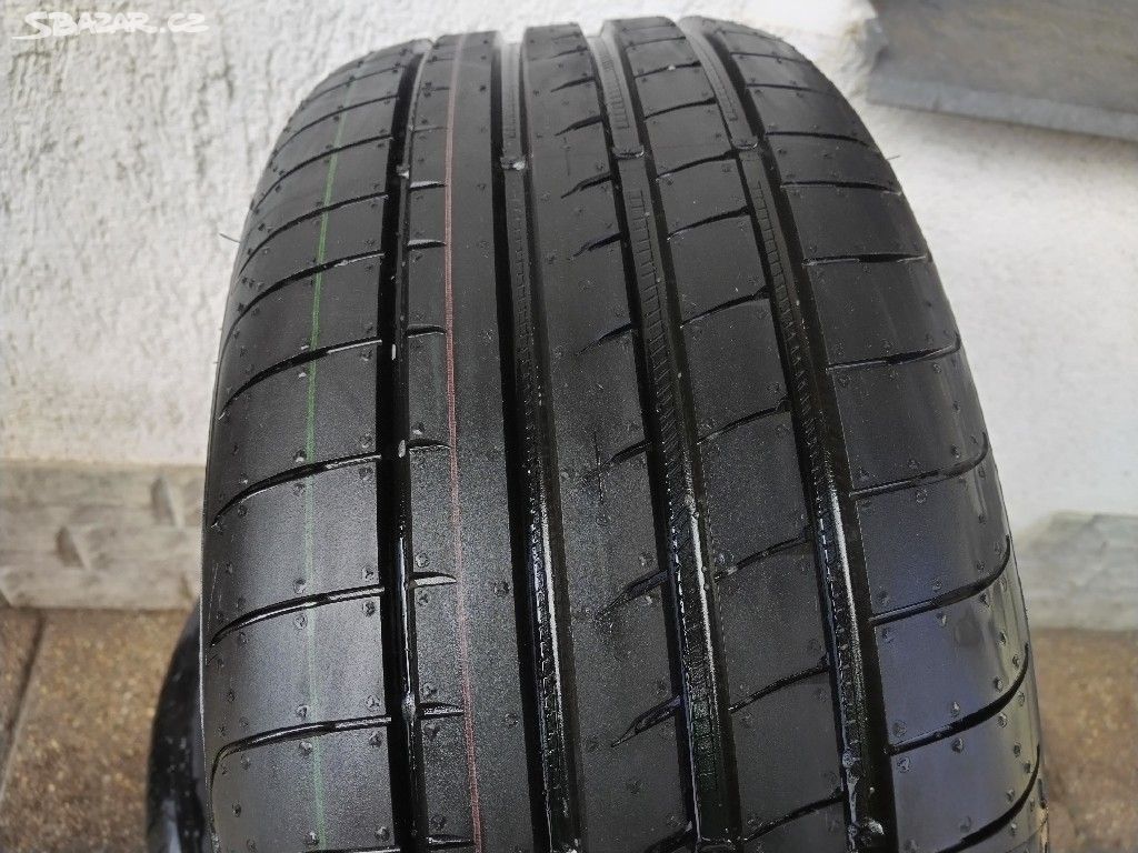 Nové 225/45 R17 Goodyear Eagle F1