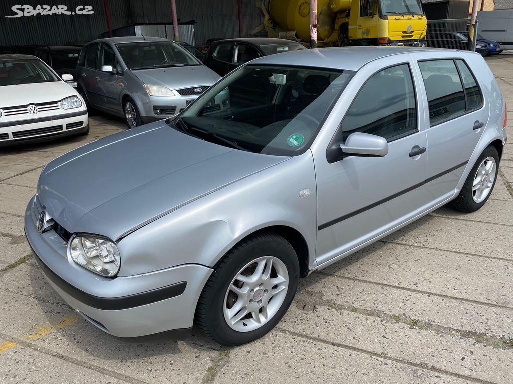 VW GOLF 4 RV2002 BENZIN 5DV