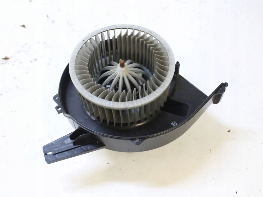 Audi A1 ventilátor topení klimatizace 6R1819015
