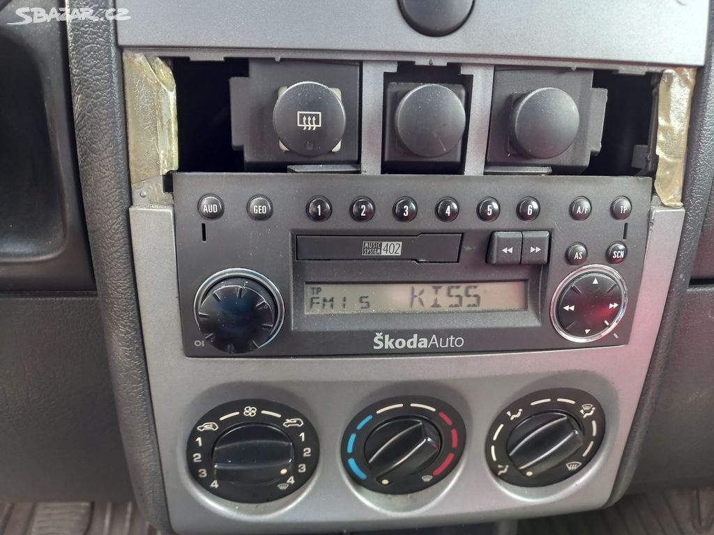 autorádio Škoda fabia 1 kazety pin Off