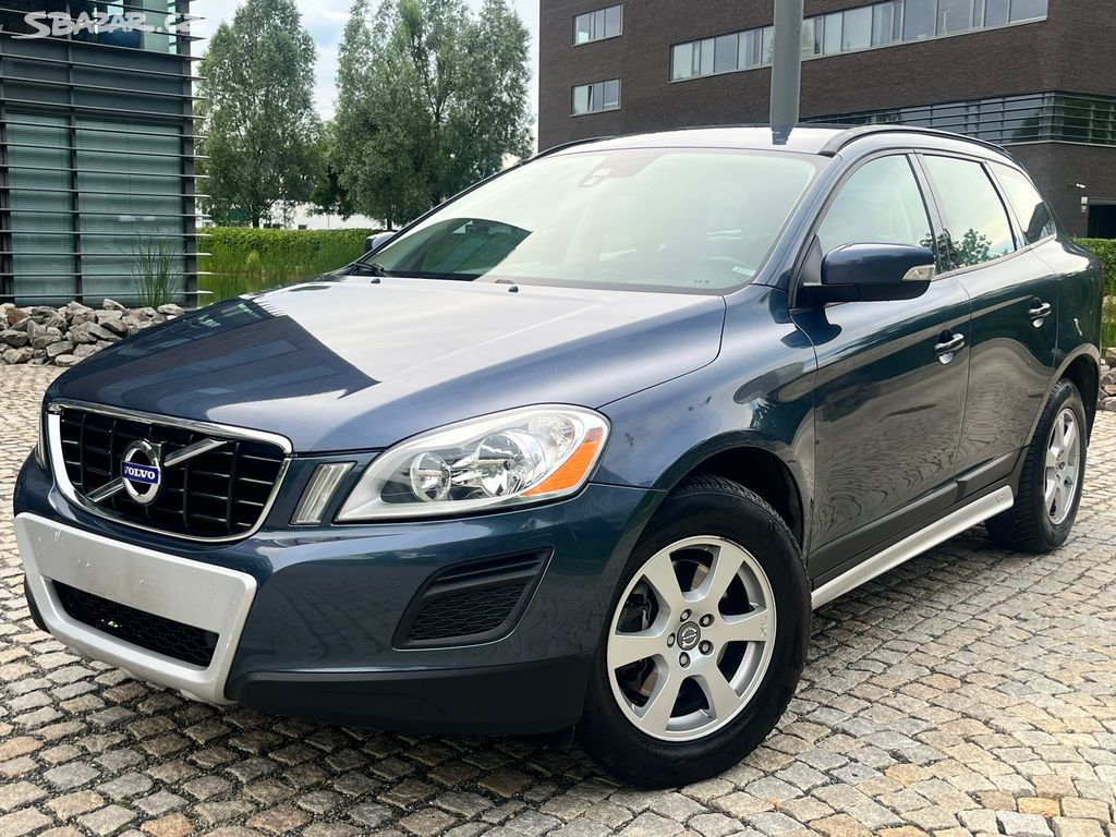 Volvo XC60, 2.4D 4x4 120KW 5VÁLEC AUT DPH