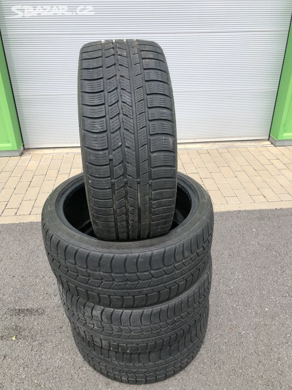 Nexen Roadstone Winguard Sport zimní 4x 205/40 R17