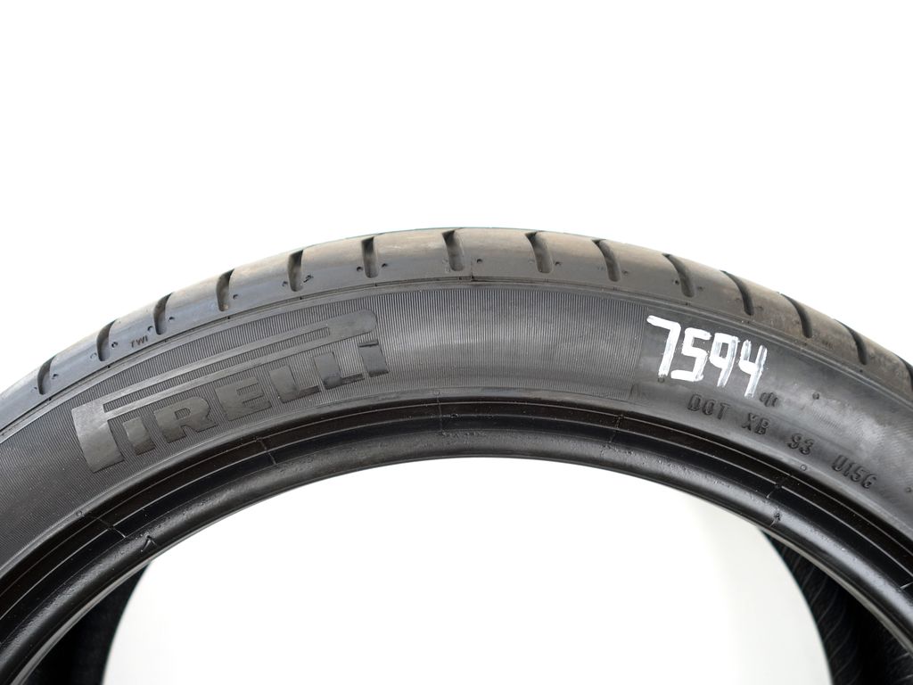 Letní pneu 245/40/19 Pirelli 2ks P7594