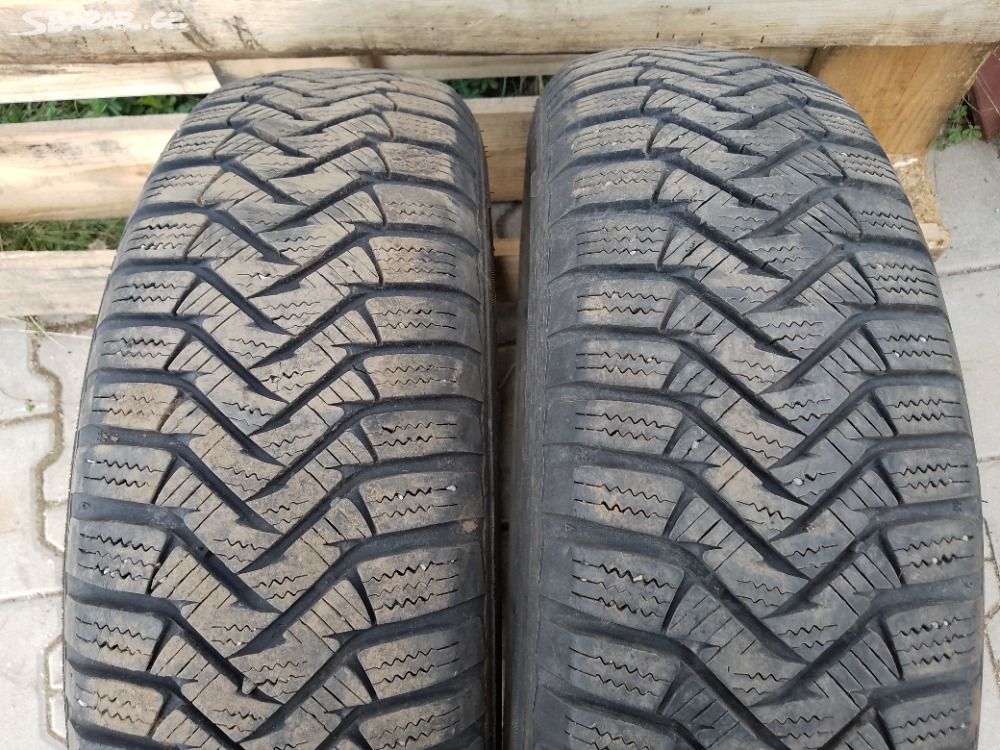 2ks 165/70 R14 Laufenn zimní DOT 3319 min. 6mm