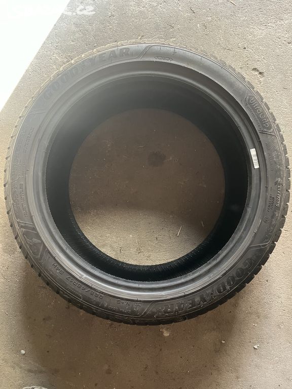 Pneumatiky Goodyear UltraGrip