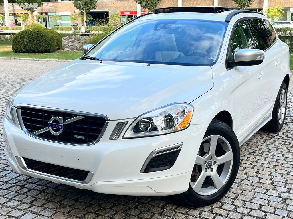 Volvo XC60, 2.4D 4x4 AUT R-DESIGN SERVISKA