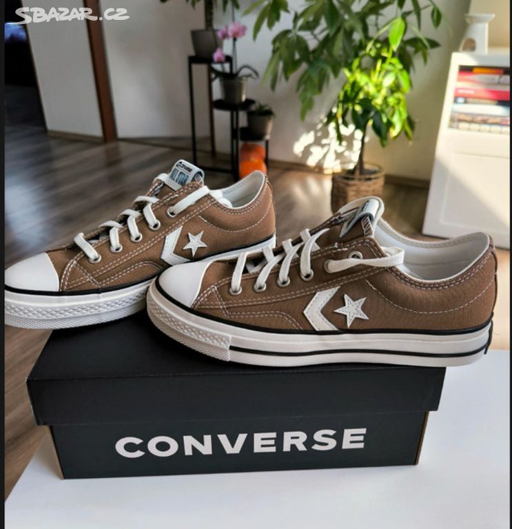 Tenisky Converse Star Player 76 OX velikost 40