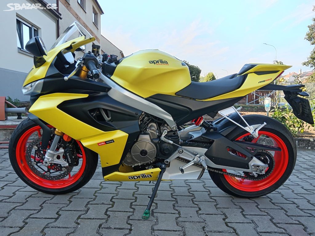 Aprilia RS 660