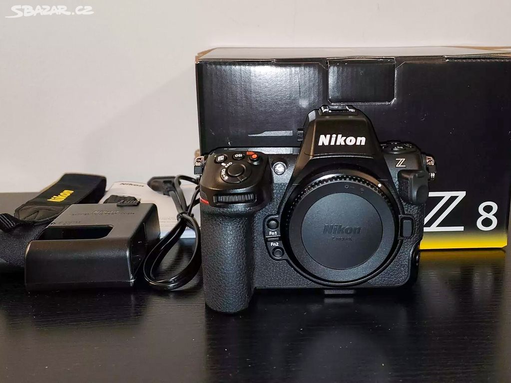 NIKON Z8