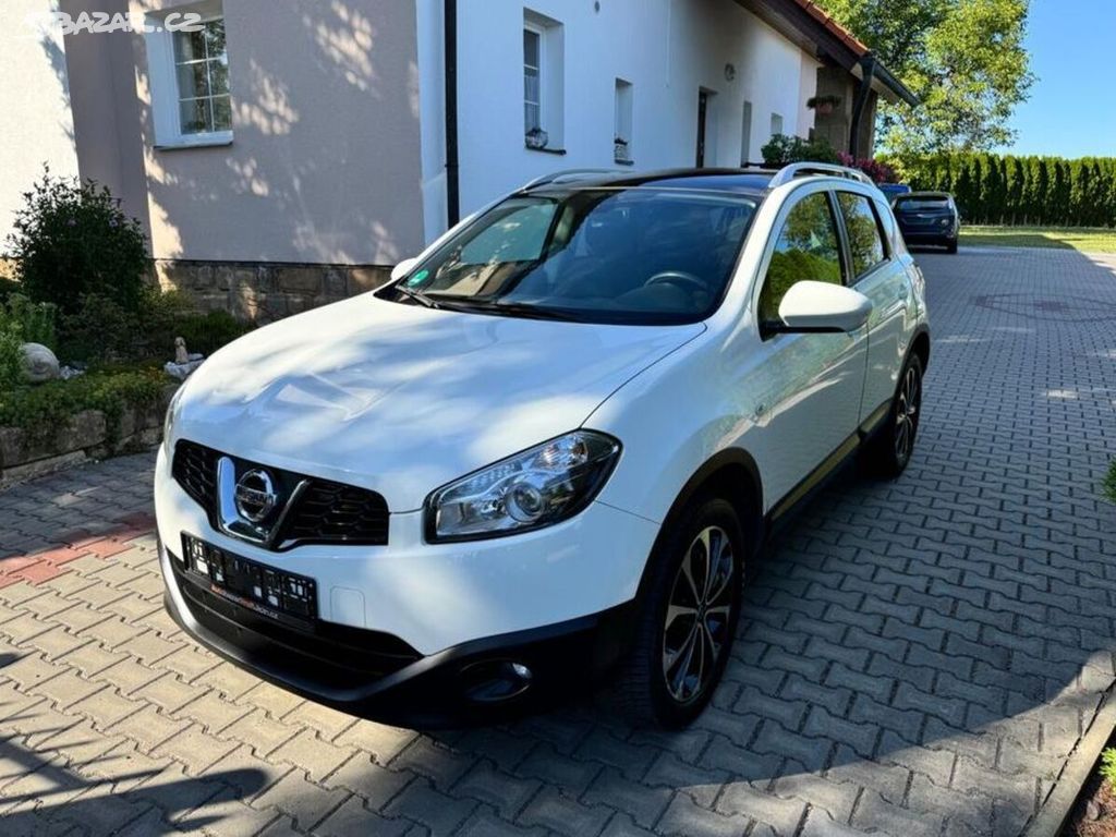 Nissan Qashqai 2,0i Panorama serviska benzín