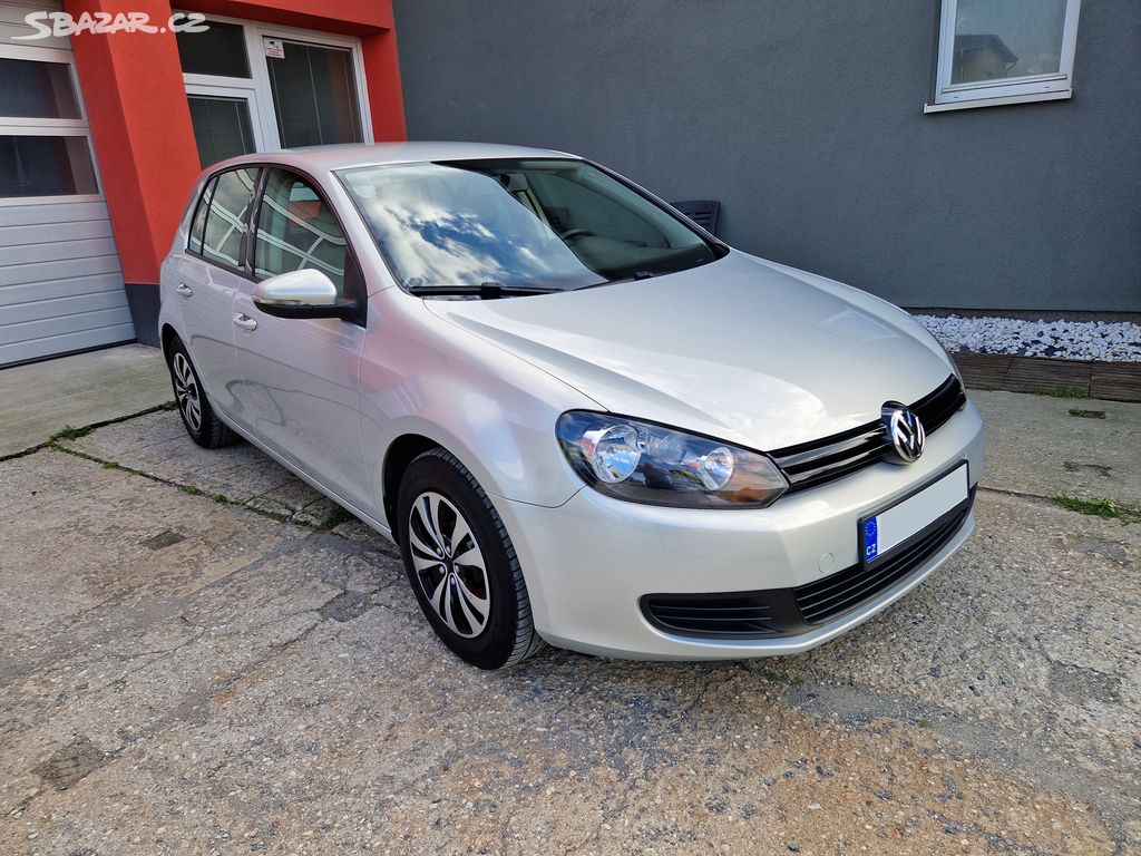 Volkswagen Golf 1.4 16V najeto 133 tis. km