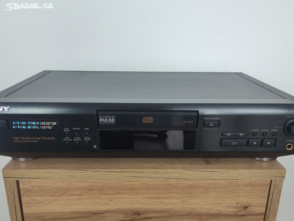 CD přehrávač SONY CDP-XE510