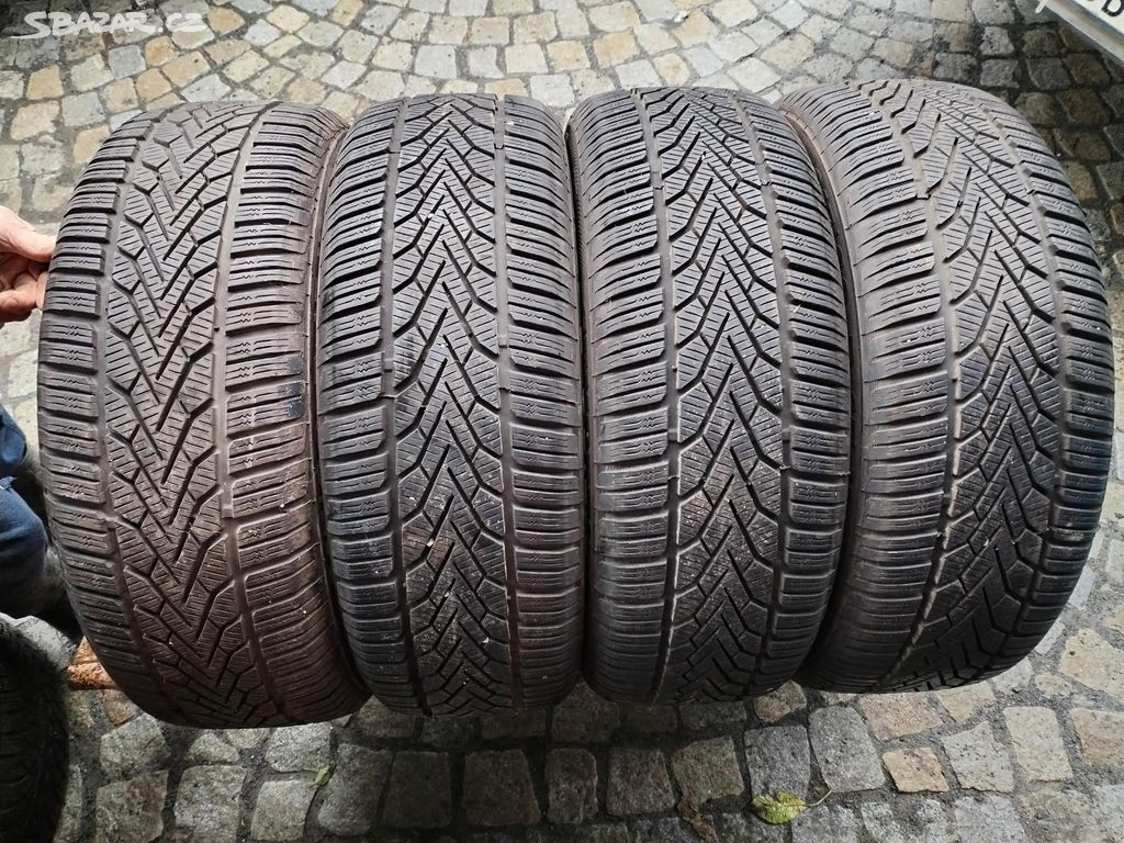 215/60/17 zimni pneu 215/60 R17