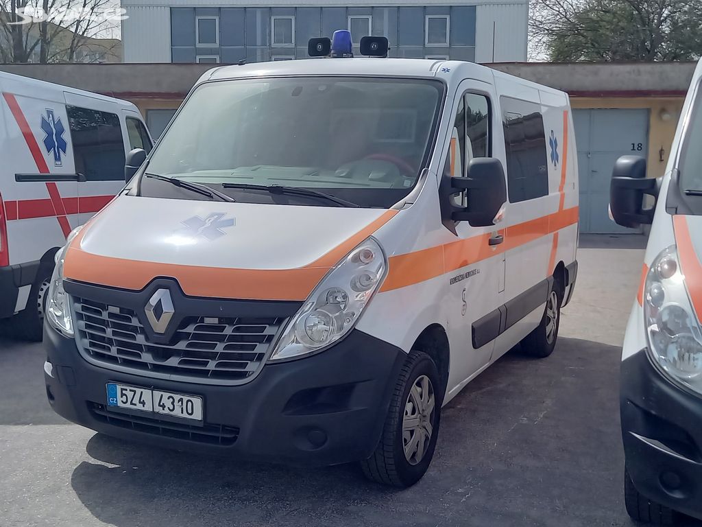 sanitní vůz Renault Master