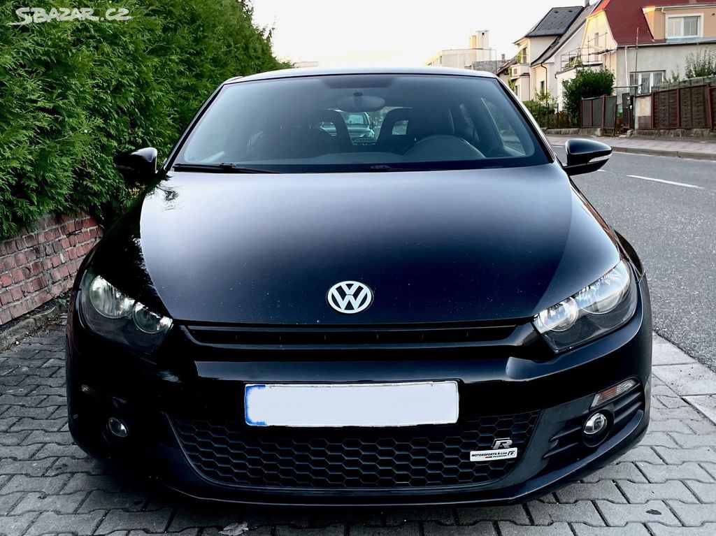 VW Scirocco 2,0 SPORT 147 kW, DSG F1, NAVI =TOP=