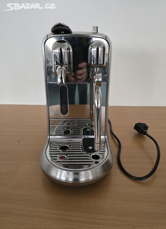 Nespresso Creatista Plus