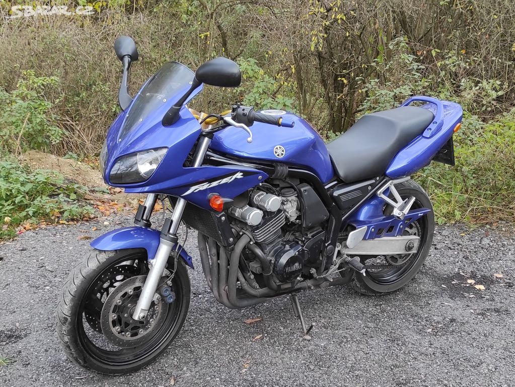 Yamaha FZS 600 Fazer 2002 novější model super cena