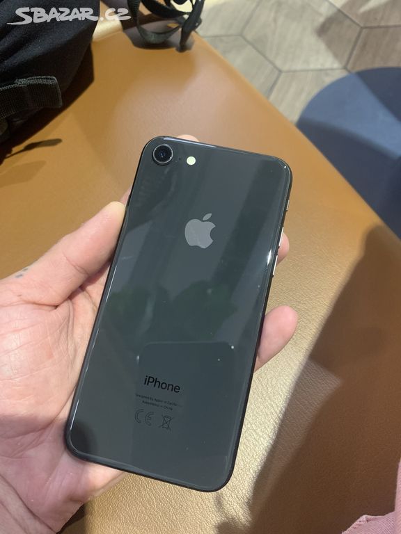 iPhone 8 64gb black levné !!!