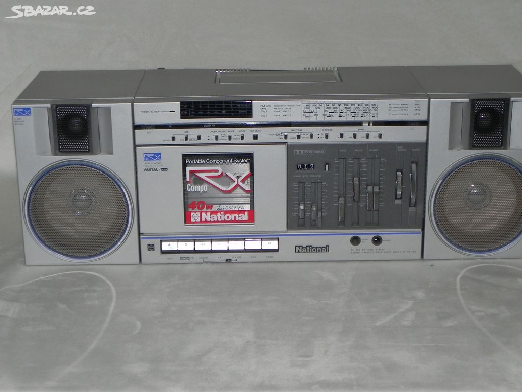 Retro rádio NATIONAL RX-C60F