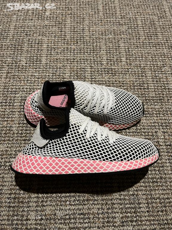 Adidas Deerupt, velikost 40