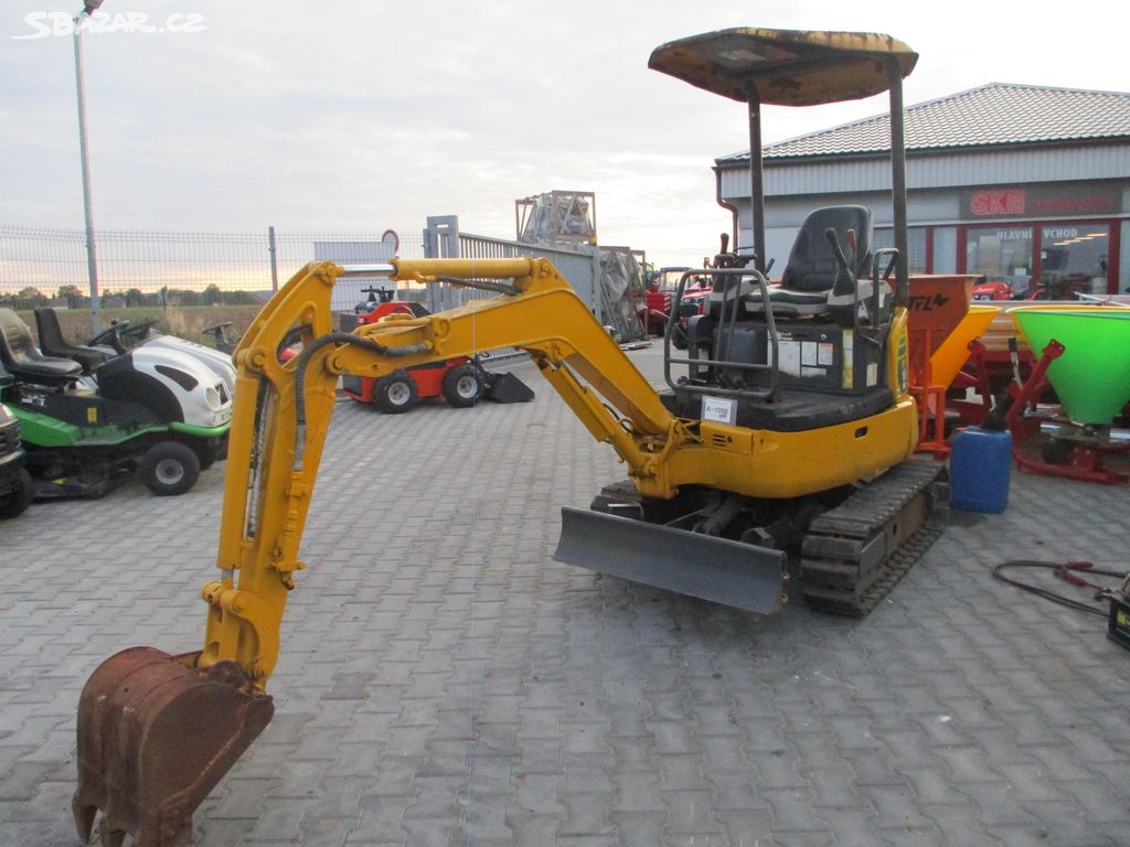 Minibagr Komatsu PC-18MR 1800kg