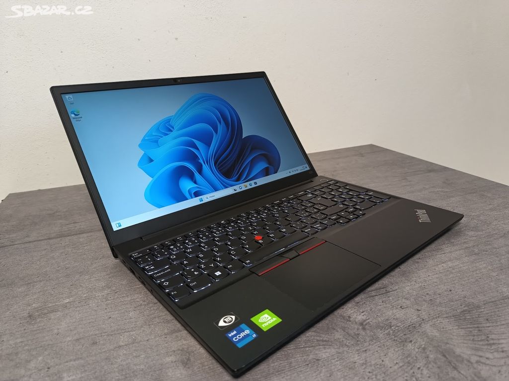 Notebook Lenovo ThinkPad 15,6" / i7 / FHD / Win 11