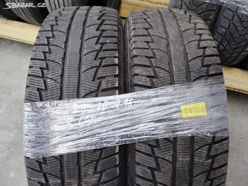 2 KS ZIMNÍ PNEUMATIKA SUPERIA 225/70 R16 103T