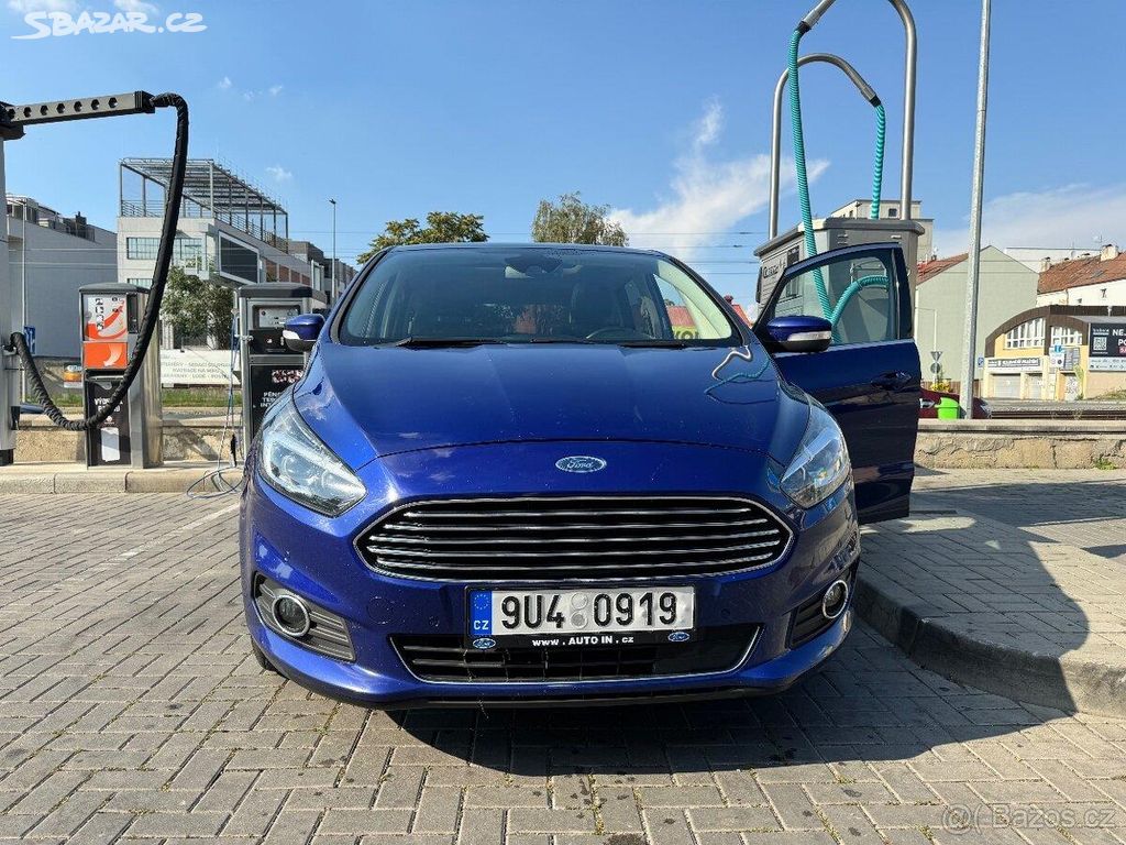 Ford S-MAX 2,0 Titanium TDCi 132kW PowerShift 4x4