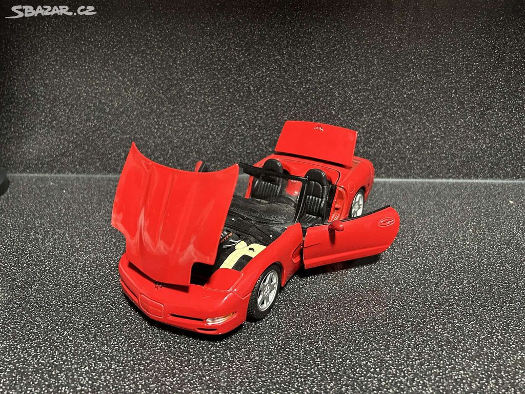 Chevrolet Corvette c5 cabrio 1/18