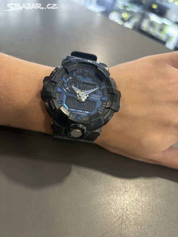 Hodinky G-SHOCK GA 710 BLUE