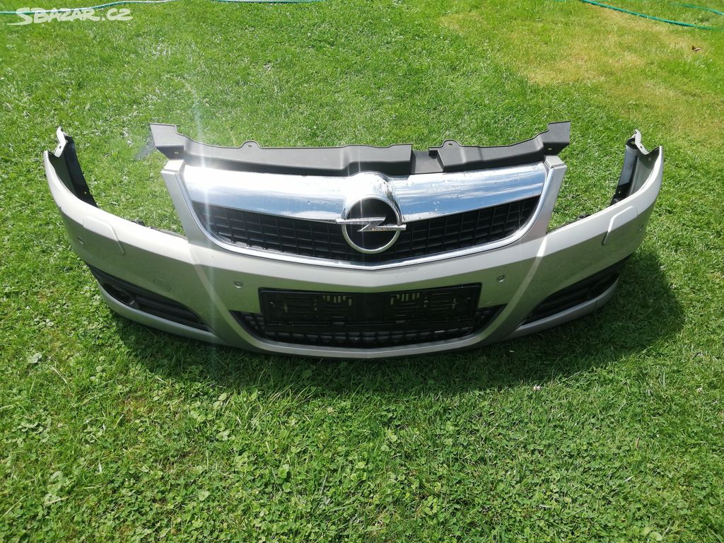 Opel Vectra C facelift přední nárazník, PDC, xenon