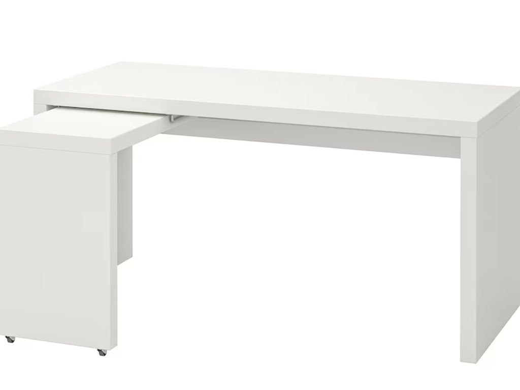 Psací stůl s výsuvnou deskou IKEA MALM, bílý