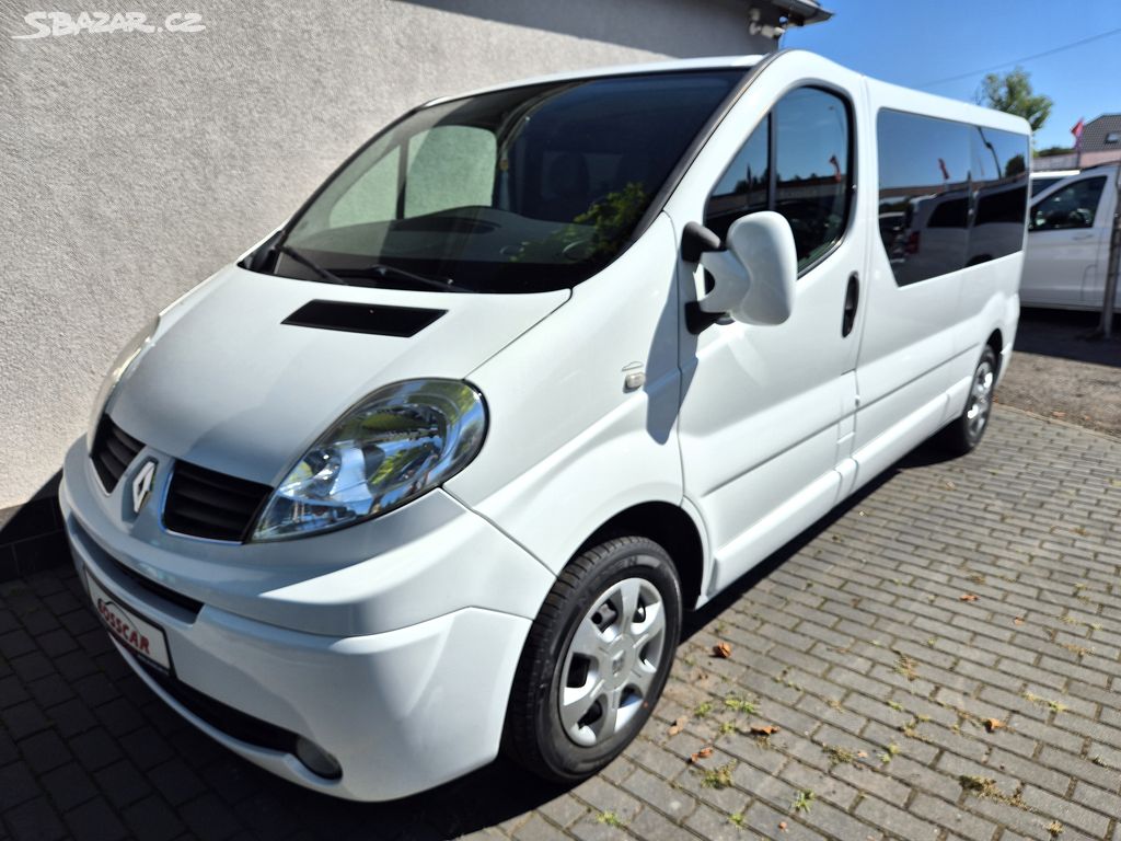 Renault Trafic 2,0 DCi L2 Long 9 Míst TZ Folie DPH