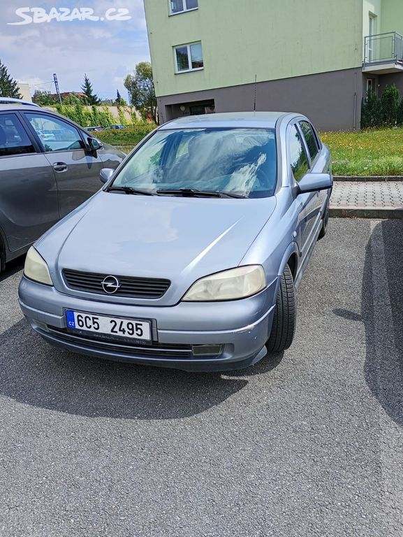 Osobní automobil OPEL ASTRA 2003 1.4i