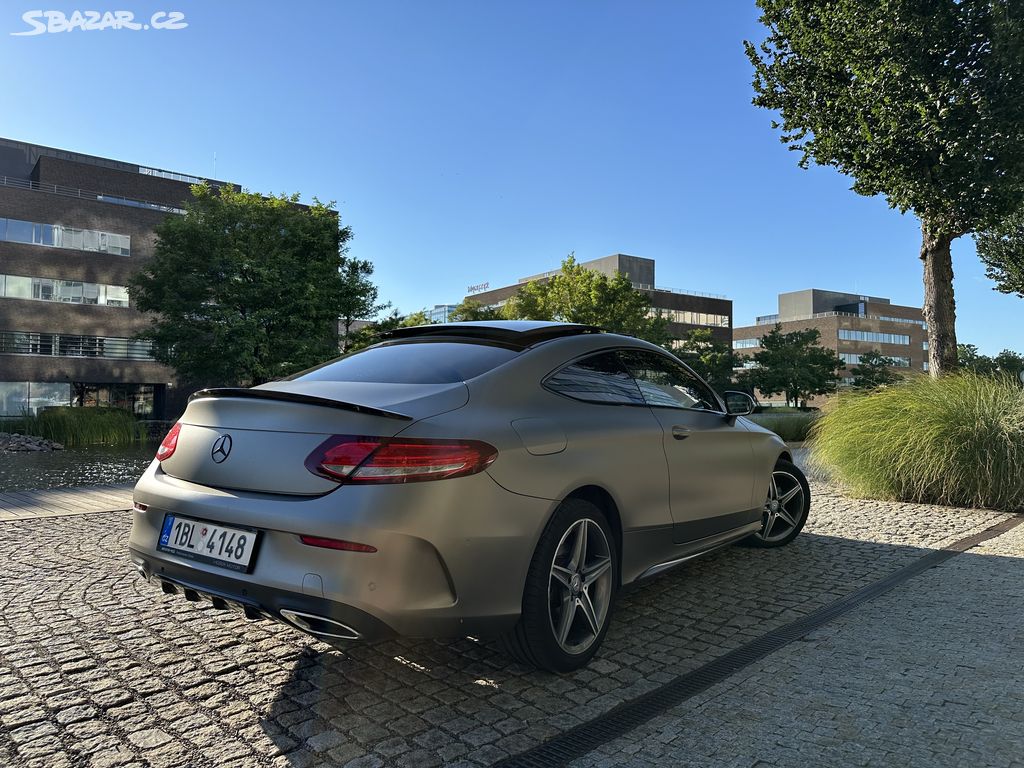 Mercedes Benz C220d AMG kupé 4MATIC