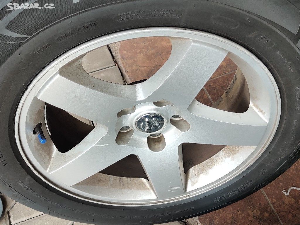 ALU kola 17" + pneu 215/65 r17