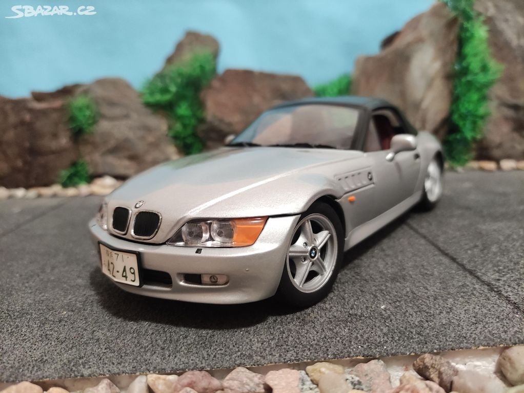 Prodám model 1:18 BMW Z3 soft top