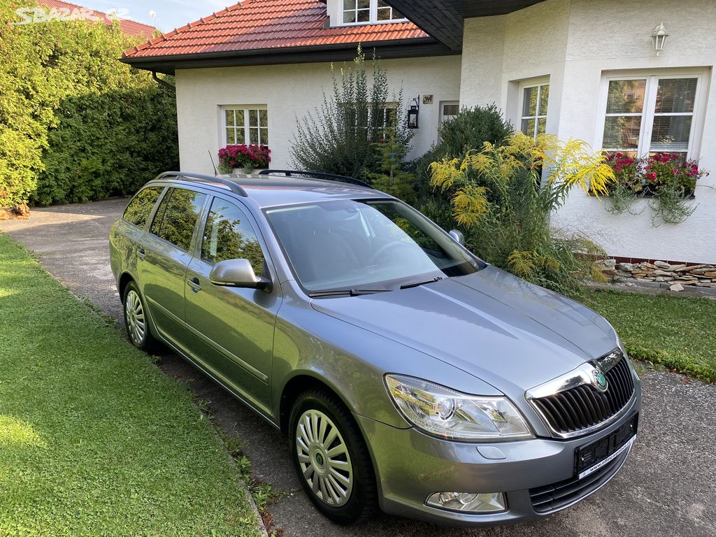 Škoda Octavia 1.4 TSI 90 KW XENON