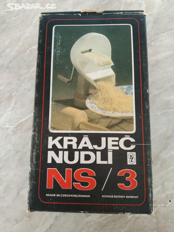 Kráječ nudlí